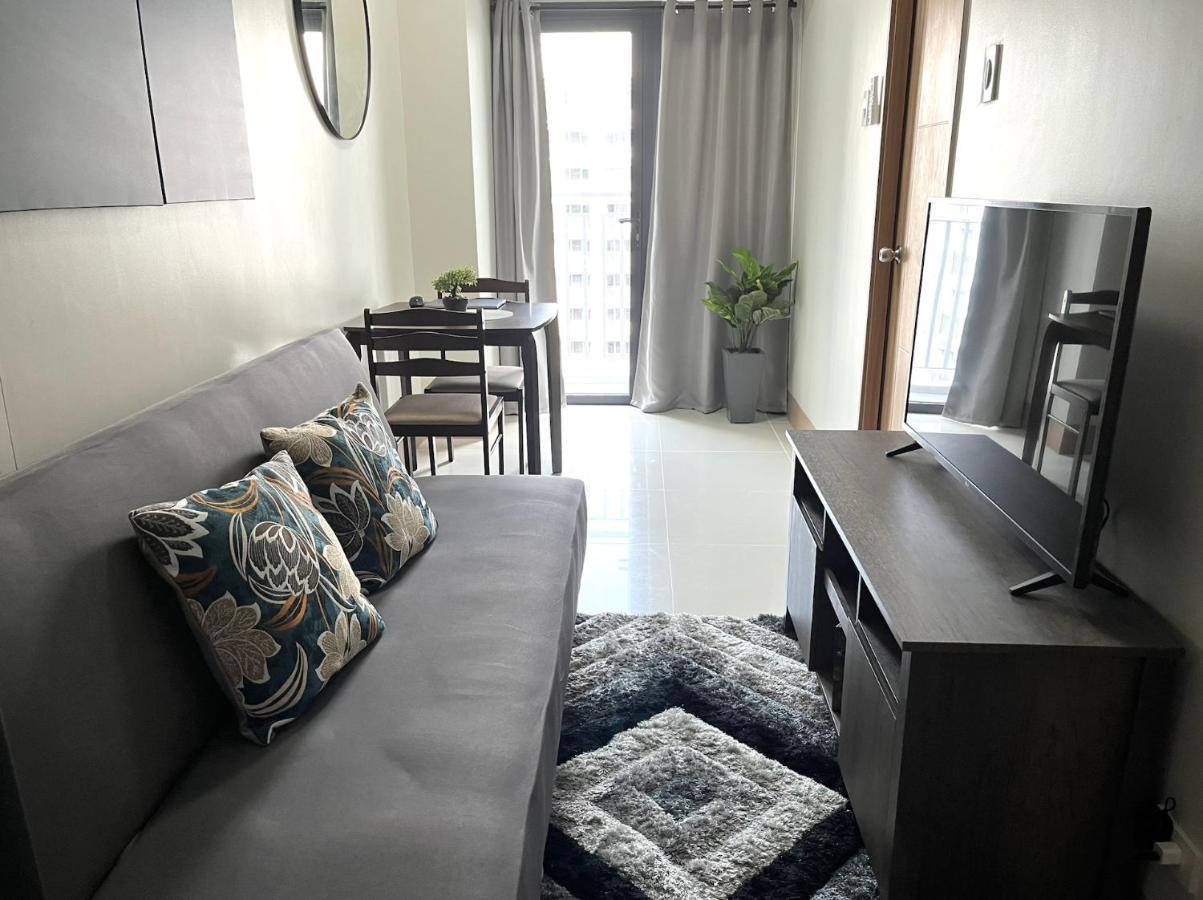 Shore 3 Residences, Tower 1 Mall Of Asia Complex, Pasay City, Metro Mania Manila Exterior photo